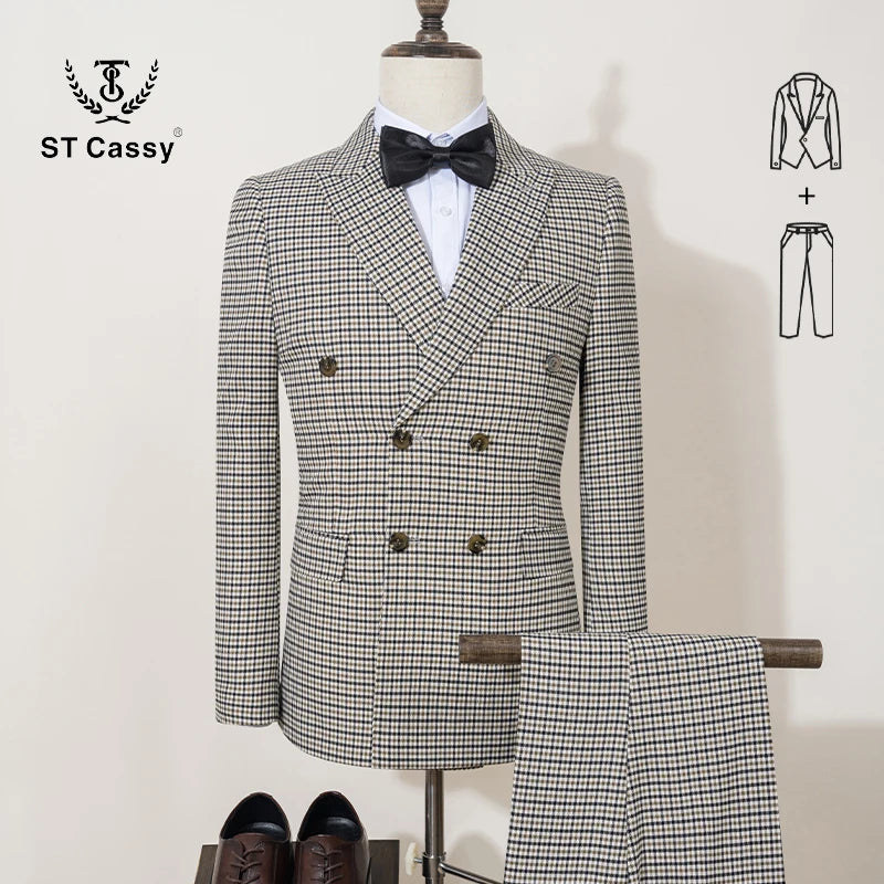 Fashionable Plaid suit for Men