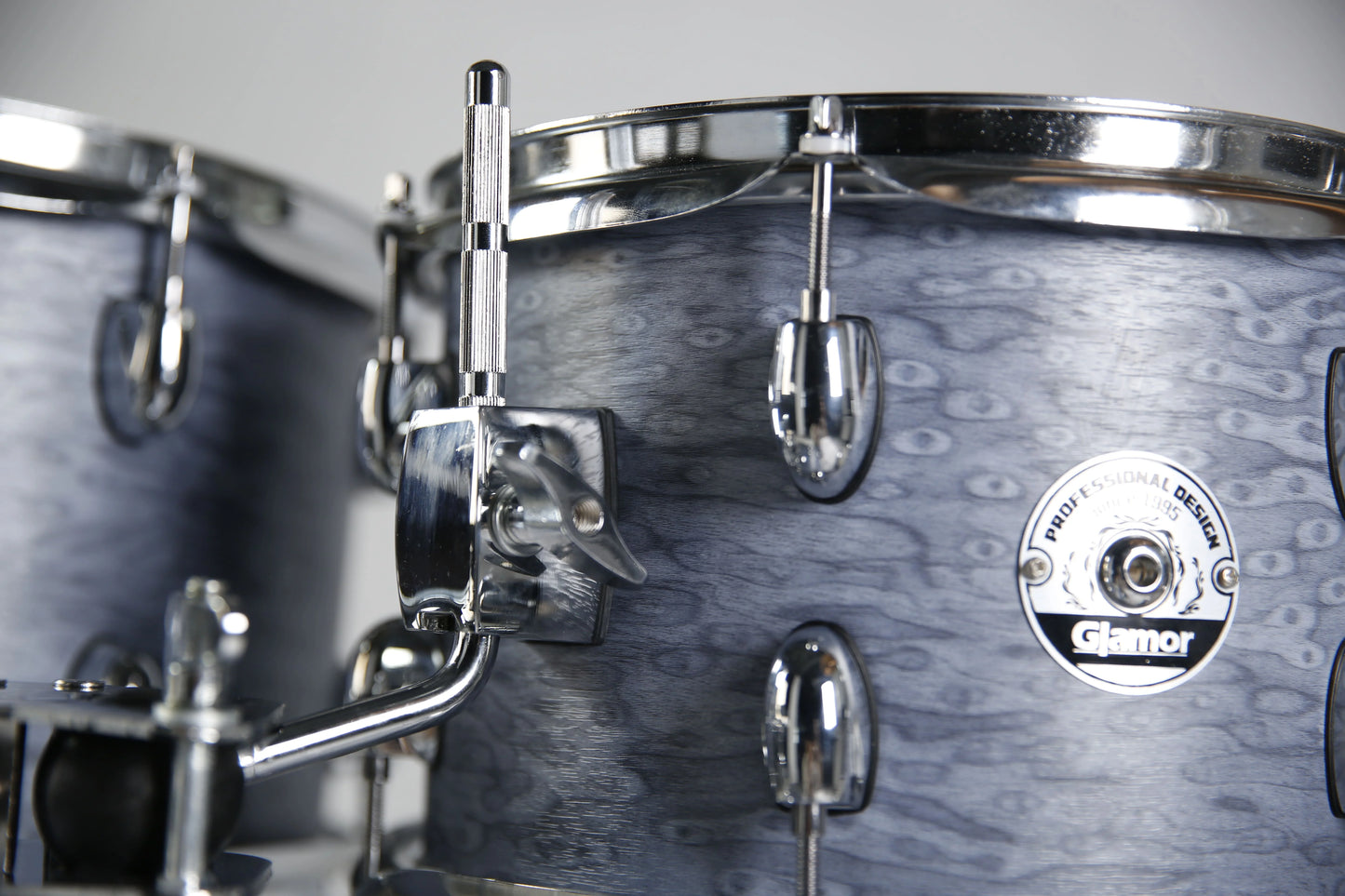 Acoustic Drum Set Professional Drum Kit Featuring Poplar Wood Shells Complete Configuration Suitable for Studios & Performances